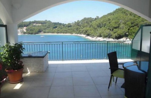Saplunara Apartment | Apartments Posta - Comfort Studio with Balcony and Sea View - Apartman 1
