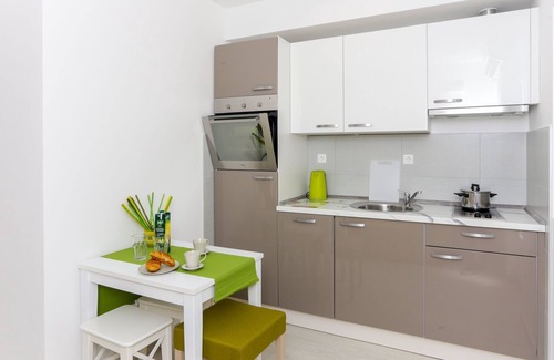 Saplunara Apartment | Apartments Posta - Superior One-Bedroom Apartment with Terrace and Sea View - Apartman 7