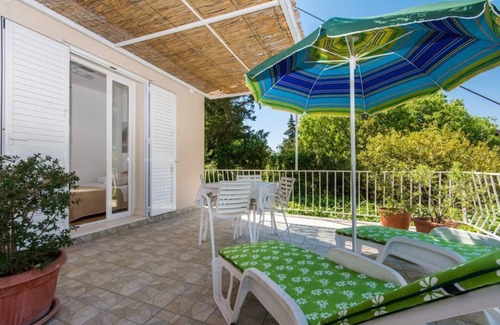 Srebreno House | Apartments & Rooms Jokovic- Deluxe Double Room with Terrace and Partial Sea View