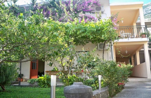 Vrpolje Apartment | Apartments Sini (10227-A2) - Makarska