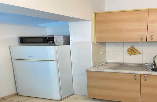 Blace Apartment | Apartments Tiho & Jelena- One Bedroom Apartment with Balcony and Sea View (Maestral)