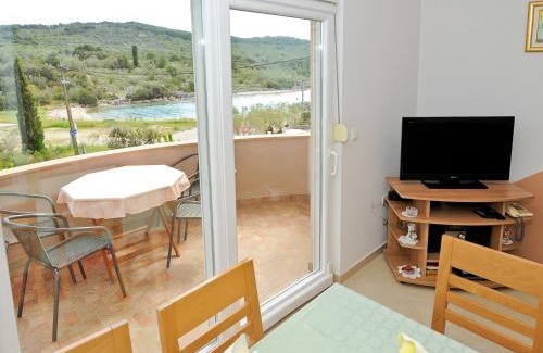 Municipality of Kali Apartment | Apartments Vidov by the beach