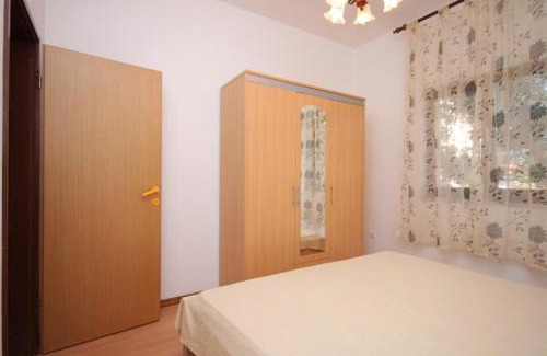 Liznjan Apartment | Apartments with a parking space Liznjan, Medulin - 7214
