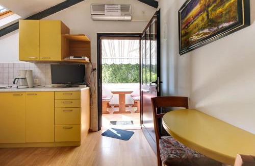 Artatore Apartment | Apartments with parking space Artatore, Losinj - 8087