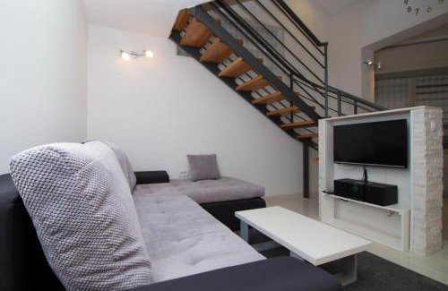 Trinajstici Apartment | Apartments with parking space Jusici, Opatija - 15874