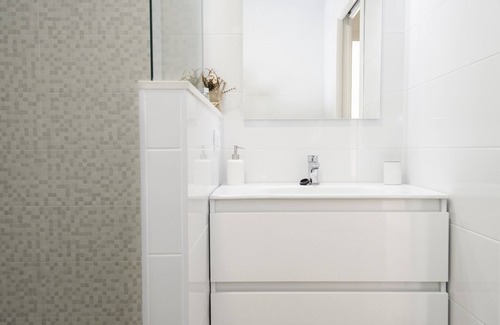 Trinitat Apartment | ApartUp Viveros Pets