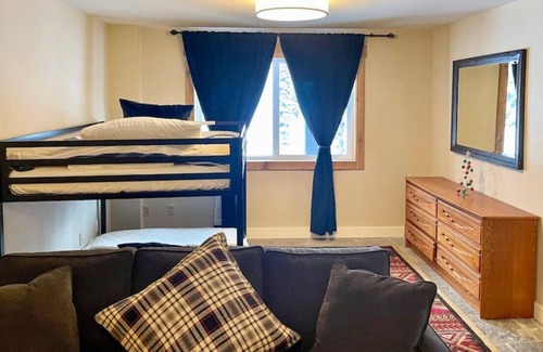 Okanagan-Similkameen Ski Chalet | Apex Mountain ~ Bluebird Lodge ~ A Peaceful Escape