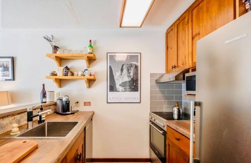 Okanagan-Similkameen Apartment | Apex Mountain ~ Montgomery Inn