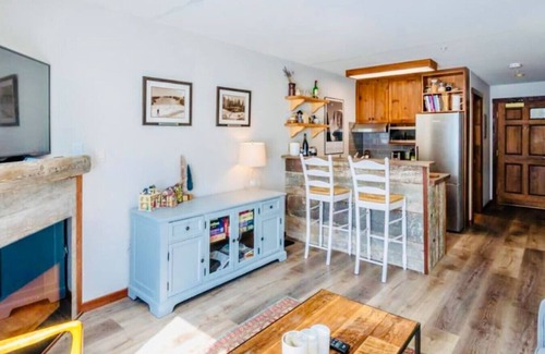 Okanagan-Similkameen Apartment | Apex Mountain ~ Montgomery Inn