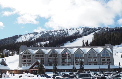 Okanagan-Similkameen Apartment | Apex Mountain Inn Suite 211-212 Condo