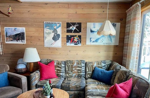 Okanagan-Similkameen Cabin | Apex Mountain ~ Kennedy Kaban ~ All You Need for a Family Getaway