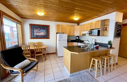Okanagan-Similkameen Condo | Apex Mountain ~ Mountain Tranquility