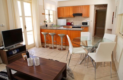 Aphrodite Hills Apartment | Aphrodite Hills 1 BR APTMT * BEST VALUE AND RESORT LOCATION * Sea + ravine views
