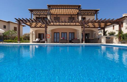 Aphrodite Hills Villa | Aphrodite Hills Mythos Collection Villa Iris Private Pool Sea View 5 Bedrooms Paphos