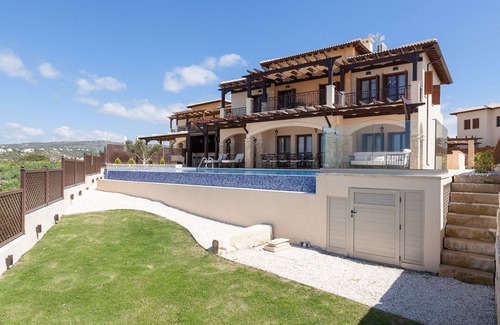 Aphrodite Hills Villa | Aphrodite Hills Mythos Collection | Villa Athena | Private Pool | Sea View | 4.