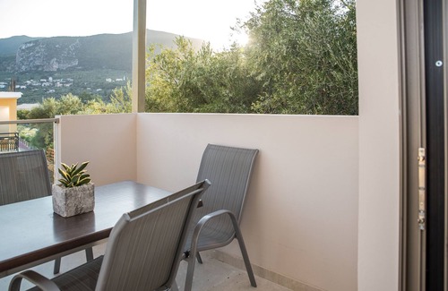 Alykes Apartment | Aphrodite Studios & Apartments -2 bedroom Apartment 5 guests