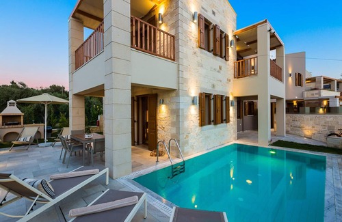 Kirianna Villa | Aphrodite Villa, Family Paradise with Heated Pool