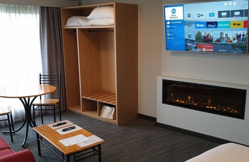 Apollo Bay Hotel | Apollo Bay Motel and Apartments