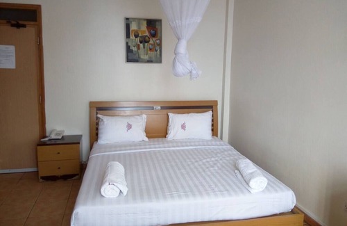 Kampala Hotel | Aponye Hotel - Kampala