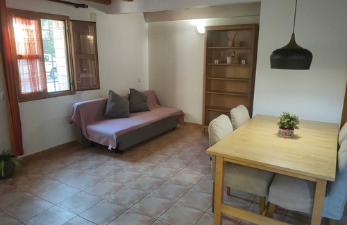Sant Genis dels Agudells Apartment | App., 25 min plaça de Catalunja, rural quiet environment with parking lot