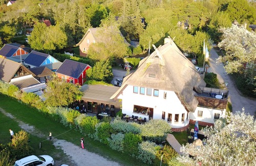 Dierhagen Ost Apartment | App. 3 cabin Windhook Bootsmann - Hotel Haus Windhook (right on the Baltic Sea)