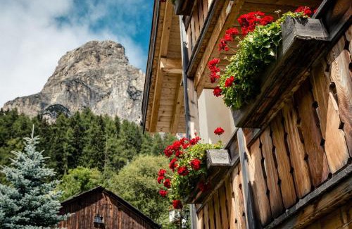 Corvara in Badia Apartment | App Lisüra Cir