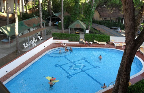 Eraclea Mare House | app. no. 8 Elite condo with pool, sunbeds and play area, wi-fi