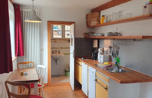 Pantow Apartment | App. Tueddelkroms, 2-3 p., in dreamlike secluded location, barbecue, near Binz