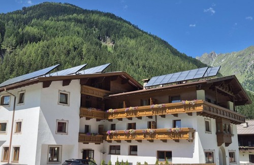 Sankt Leonhard im Pitztal Apartment | Appartemente Steinbock - Hotel Pension Haid