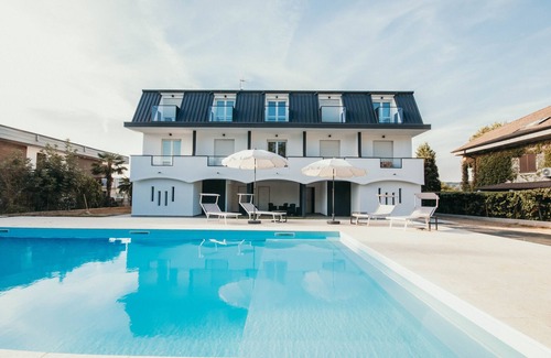 Villaggi Apartment | Appartamento Charlie - Lakeside L&B