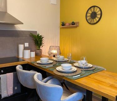 Saint-Amand-les-Eaux Apartment | Appart équipé 2 personnes