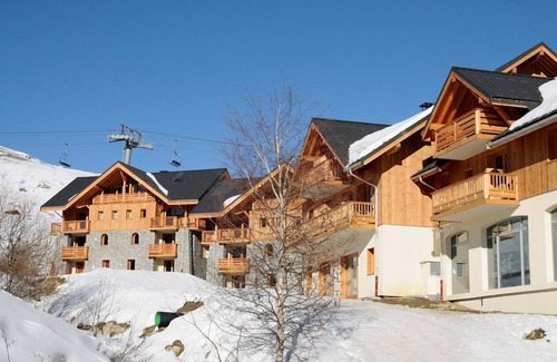 La Toussuire Condo | Appart au Pied des Pistes | Piscine, Bain à Remous