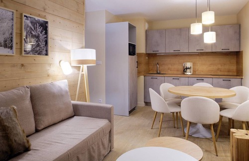 Eclose-Est Condo | Appart Chic au Alpes d'Huez | 150 m des remontées!