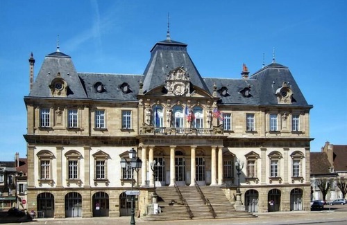 Autun Hotel | Appart 'hôtel Pied à Terre 2