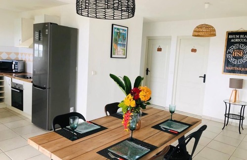 Le Lamentin Apartment | Appart Moderne Avec vue Mer & Pitons