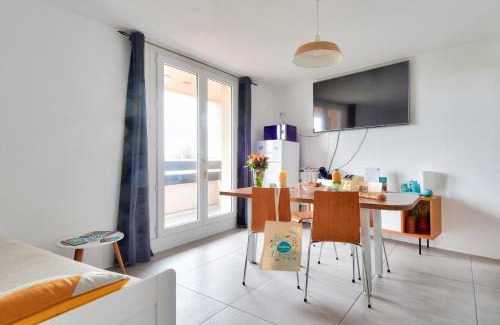 Noirmoutier-en-l'Ile Apartment | Appart pour 4 dans domaine avec piscine