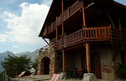 Villard-Reculas Apartment | APPART RDC DS PRIVATE CHALET MY REVE DOMAINE ALPE D'HUEZ IN VILLARD RECULAS