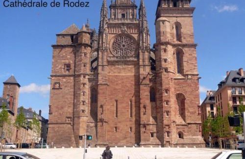 Rodez Apartment | Appart T4 85m2 spacieux climatisation parking