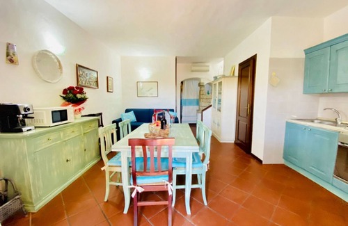 San Teodoro City Centre Apartment | Appartamenti San Teodoro VIII con BBQ, A/C e WIFI