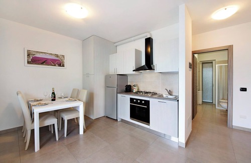 Nesso Apartment | Appartamento "2 Il Tornante" with Lake & Mountain Views, Wi-Fi, A/C & Balcony