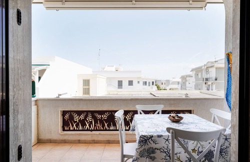 Torre Canne Apartment | Appartamento a Torre Canne con Balcone