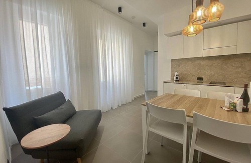 Trapani City Centre House | Appartamento Anice B: A welcoming apartment situated in a central location, at a short distance from the main tourist attractions of the city, with Free WI-FI.