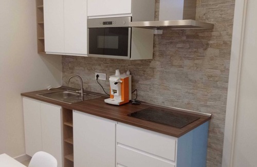 Naples City Centre Apartment | Appartamento Appena Ristrutturato di Fronte al Duomo di Napoli, Centro Storico