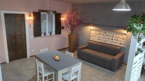 Fanzolo Apartment | Appartamento Balcone fiorito
