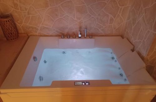 Taranto Apartment | Appartamento con SPA I Due cuori