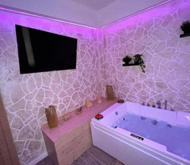 Taranto Apartment | Appartamento con SPA I Due cuori