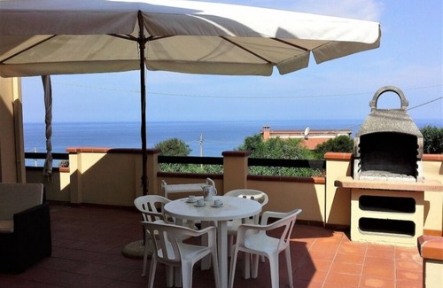 Marina di Gutturu Flumini Apartment | APPARTAMENTO CON TERRAZZA VISTA MARE A DUE MINUTI DALLA SPIAGGIA (IUN P5515)