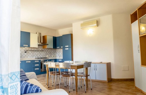 Schifoni Apartment | Appartamento Dodi | First Floor, Bedroom and Veranda View!