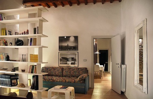 Quartiere di Porta Crucifera Apartment | Appartamento Donato: A characteristic and welcoming apartment situated in an elegant thirteenth-century building, with Free WI-FI.