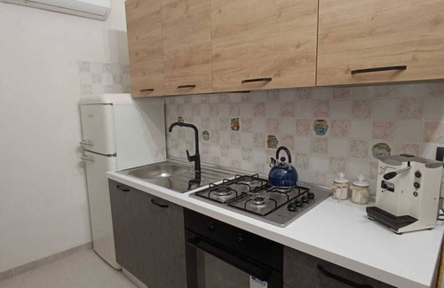Pedara Apartment | Appartamento Fino a 5 Posti Letto, Dotato di Ogni Confort. Wi-fi Gratuito